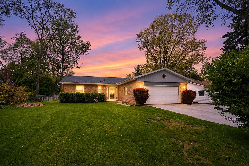 4557 Brooklyn Avenue SE Grand Rapids MI 49508