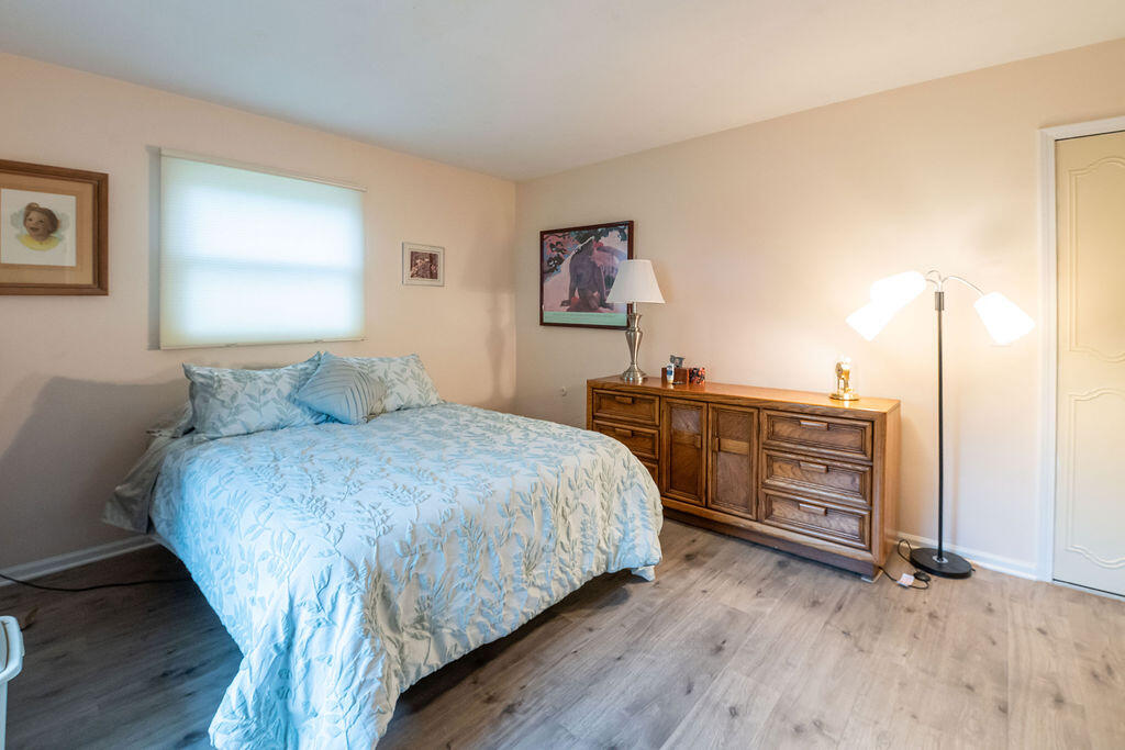 4557 Brooklyn Avenue SE Grand Rapids MI 49508