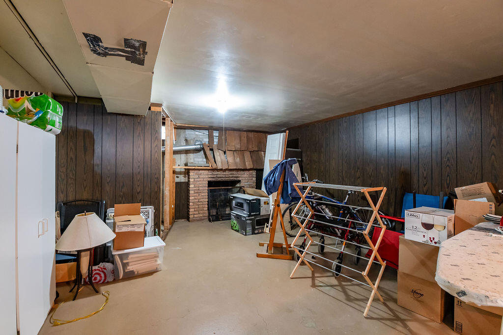 4557 Brooklyn Avenue SE Grand Rapids MI 49508