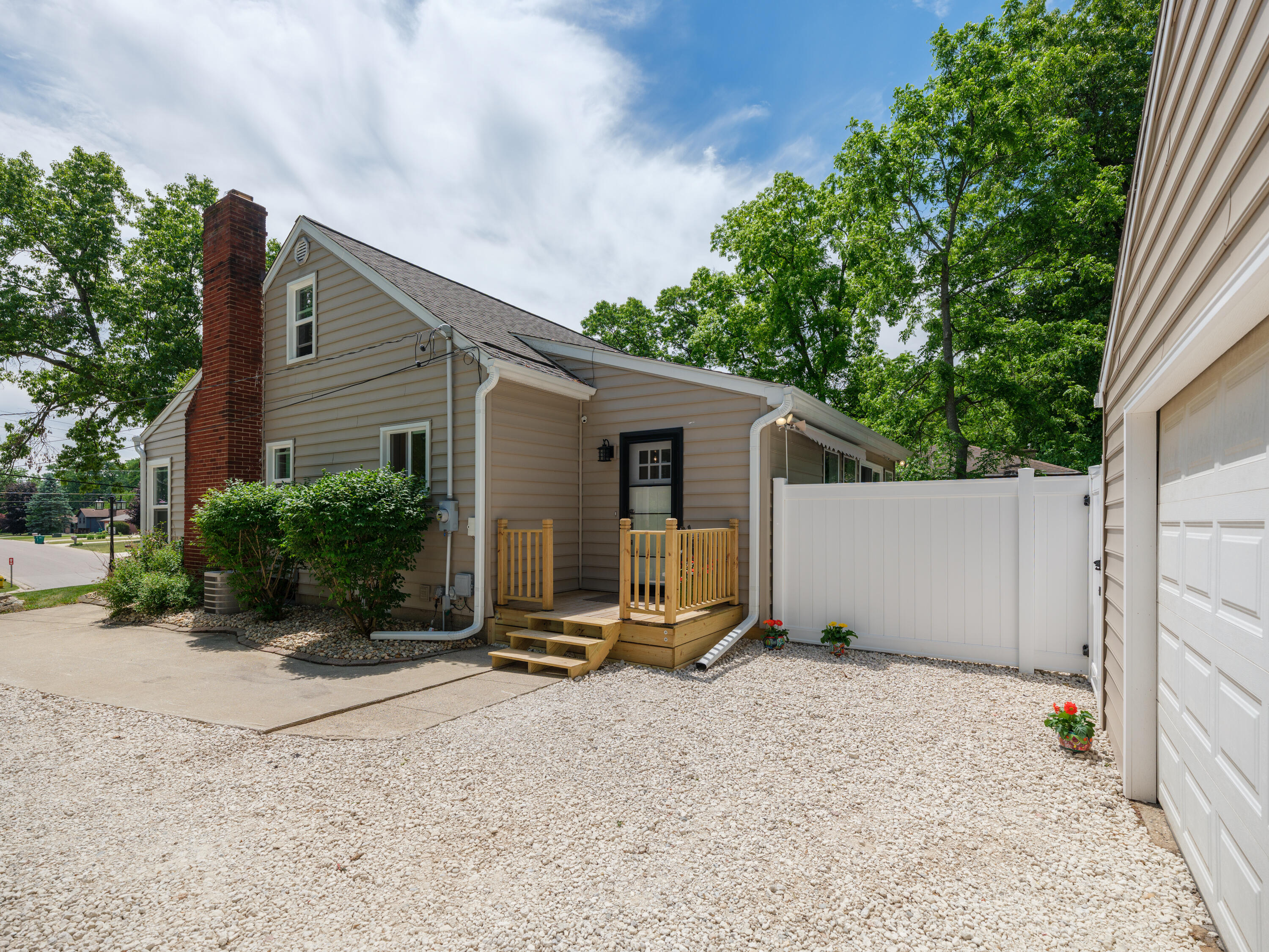 1516 Romence Road Portage MI 49024