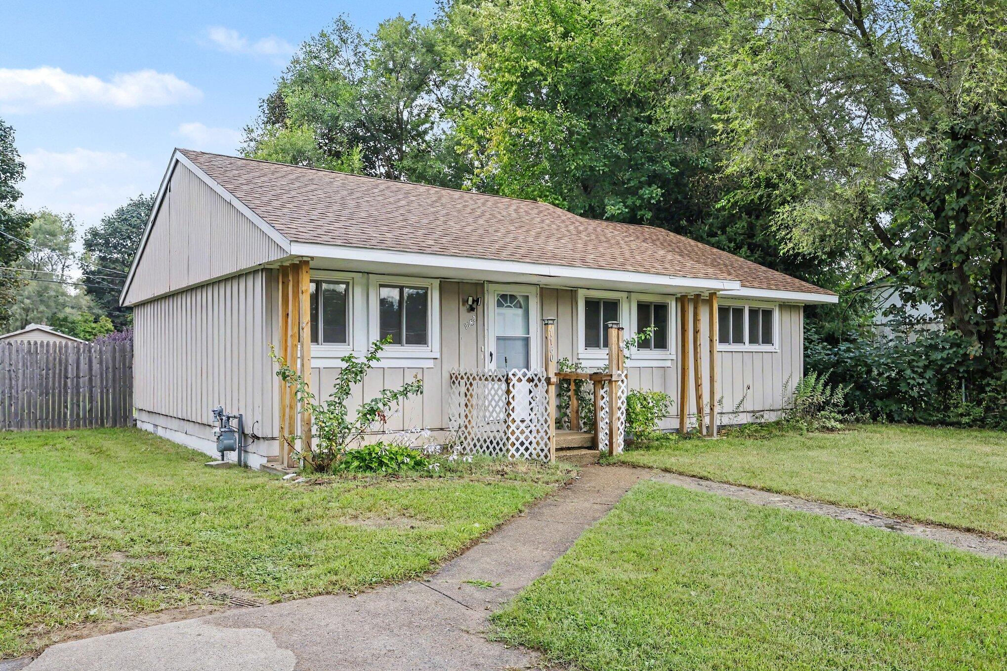 1160 Beverly Court Benton Harbor MI 49022