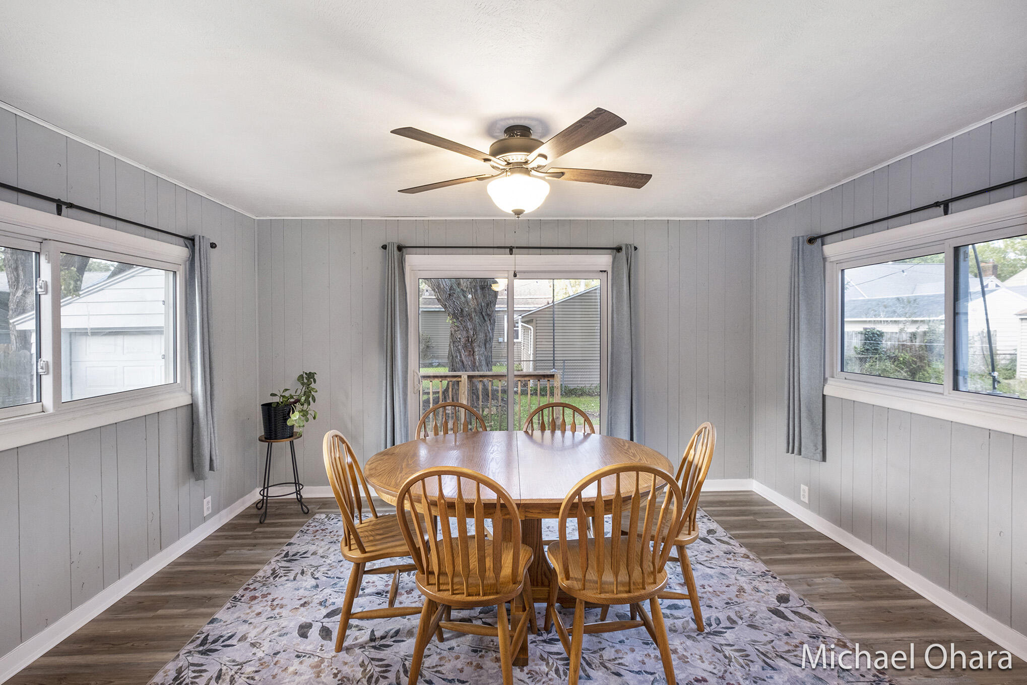 1815 Widdicomb Avenue NW Grand Rapids MI 49504