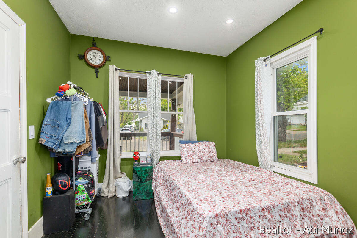 354 Brown Street SW Grand Rapids MI 49507