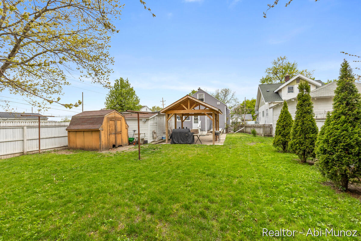 354 Brown Street SW Grand Rapids MI 49507
