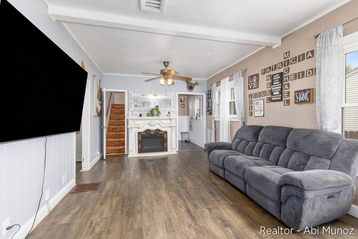 354 Brown Street SW Grand Rapids MI 49507