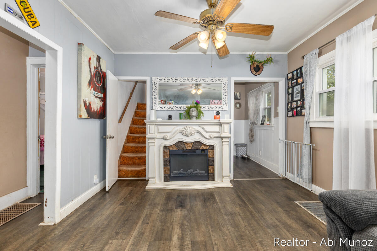 354 Brown Street SW Grand Rapids MI 49507