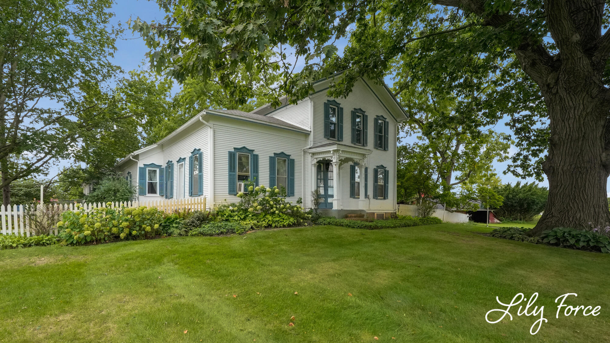 4714 4 Mile Road NW Grand Rapids MI 49544