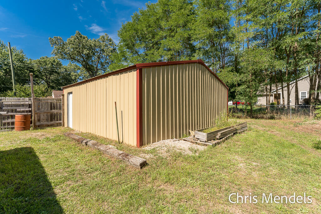 180 S Wolf Lake Road Muskegon MI 49442