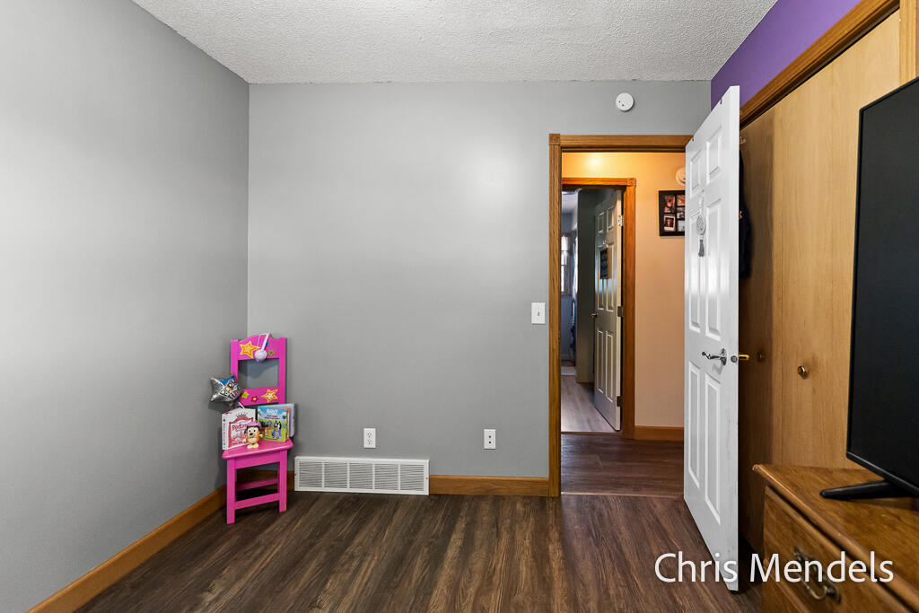 180 S Wolf Lake Road Muskegon MI 49442