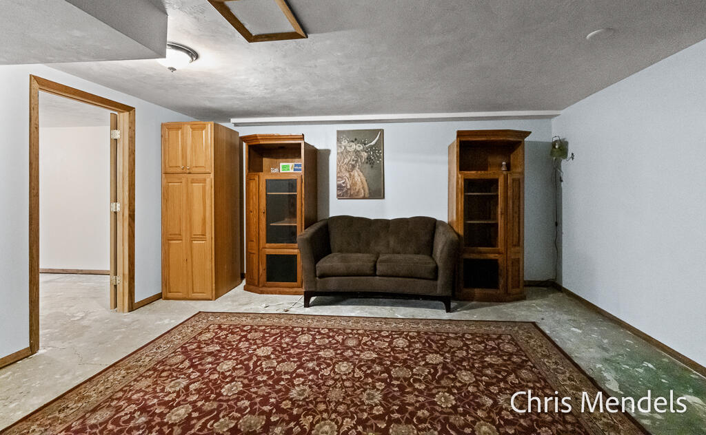 180 S Wolf Lake Road Muskegon MI 49442