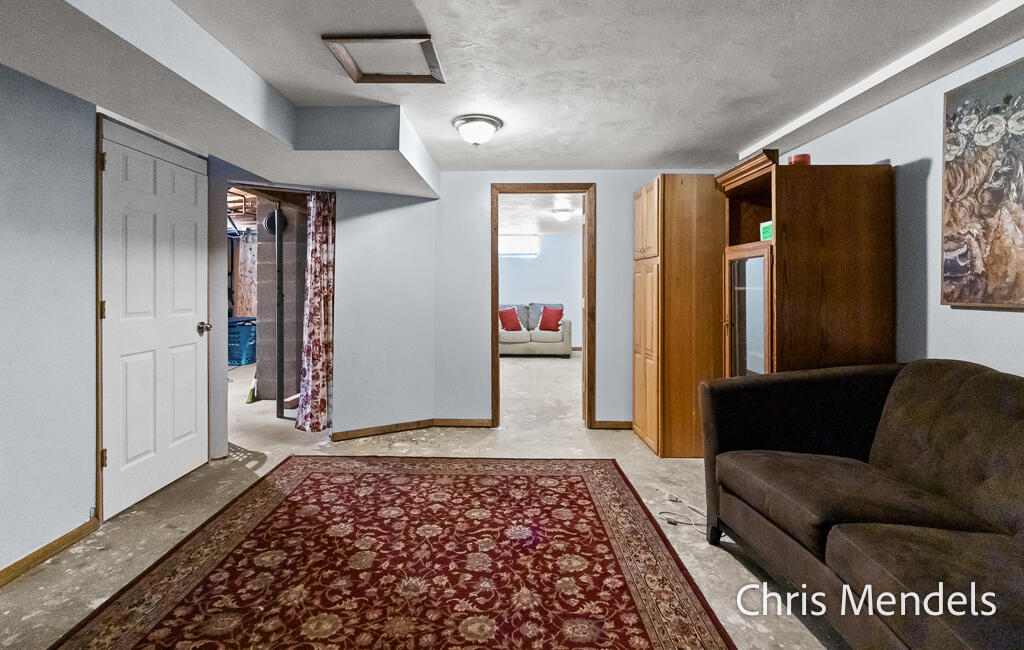 180 S Wolf Lake Road Muskegon MI 49442