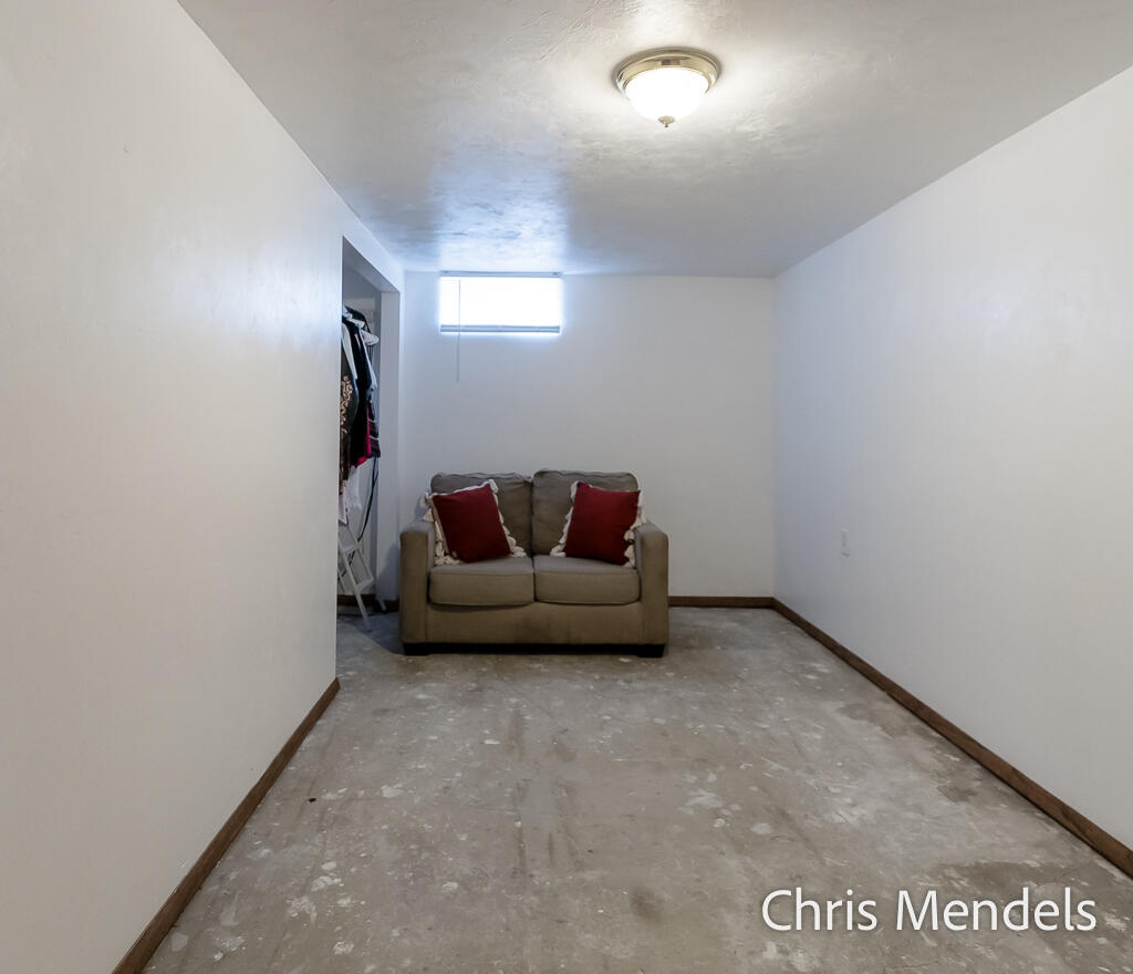 180 S Wolf Lake Road Muskegon MI 49442