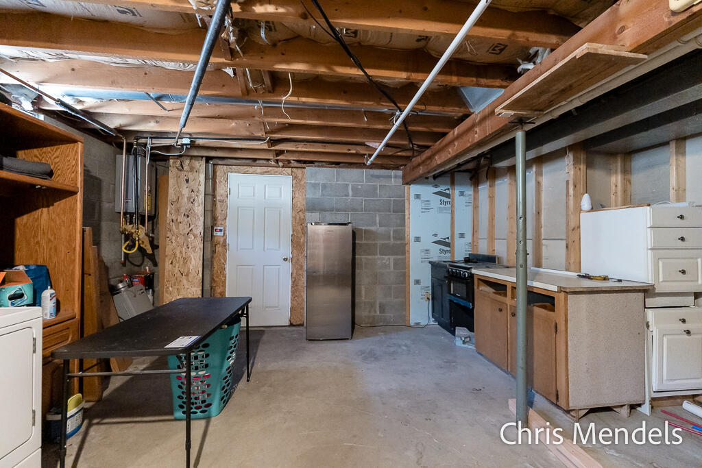 180 S Wolf Lake Road Muskegon MI 49442