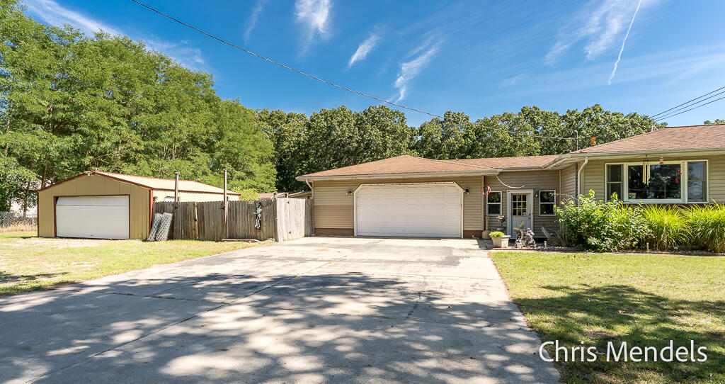 180 S Wolf Lake Road Muskegon MI 49442