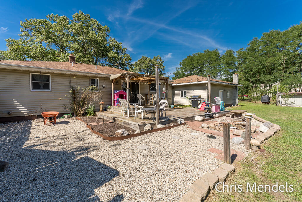180 S Wolf Lake Road Muskegon MI 49442