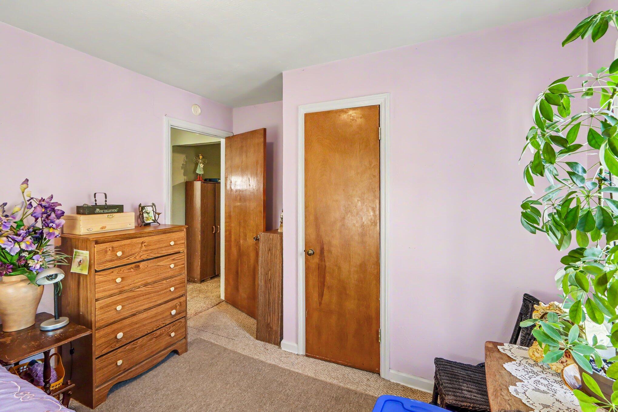 1019 Clover Street Kalamazoo MI 49008