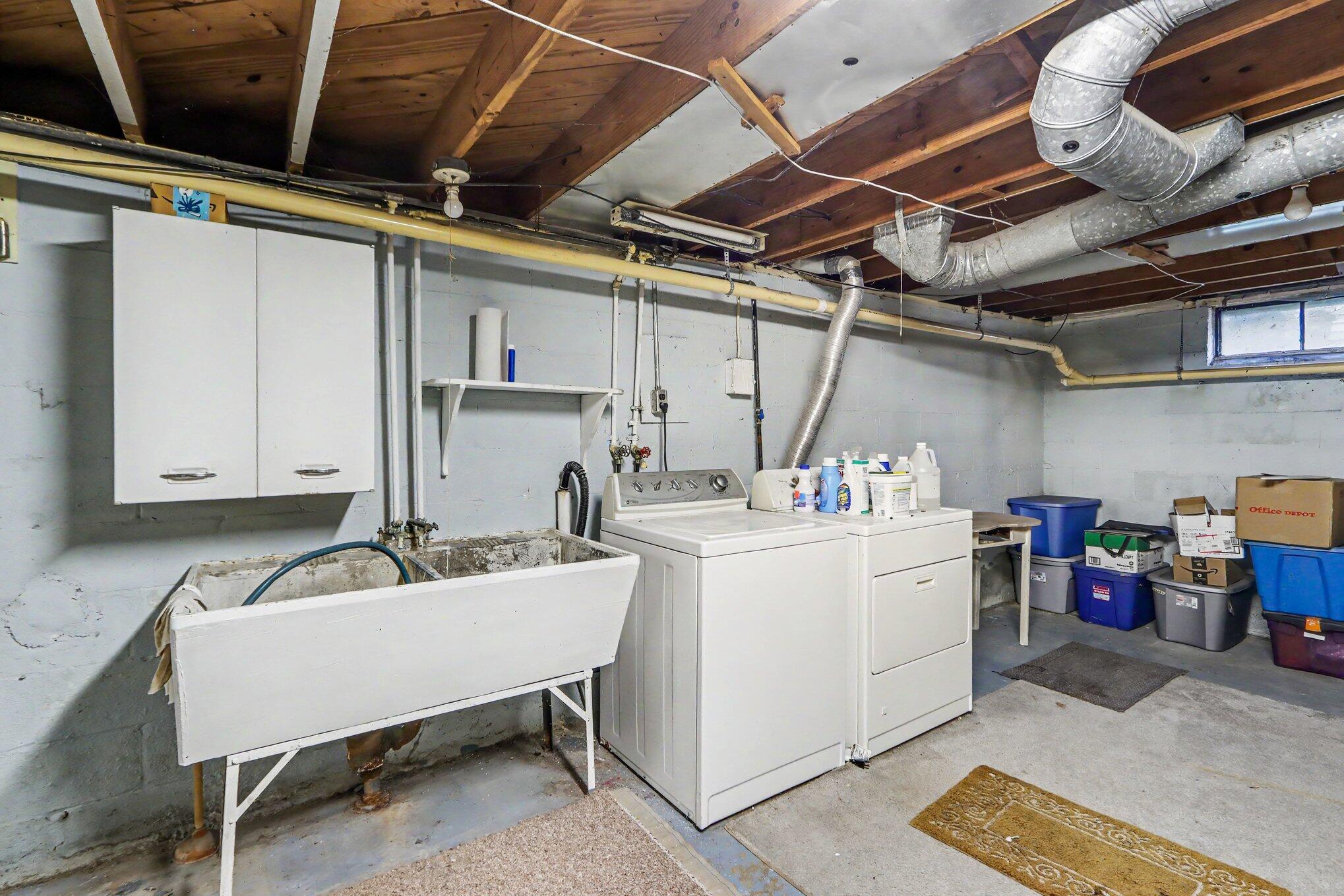 1019 Clover Street Kalamazoo MI 49008