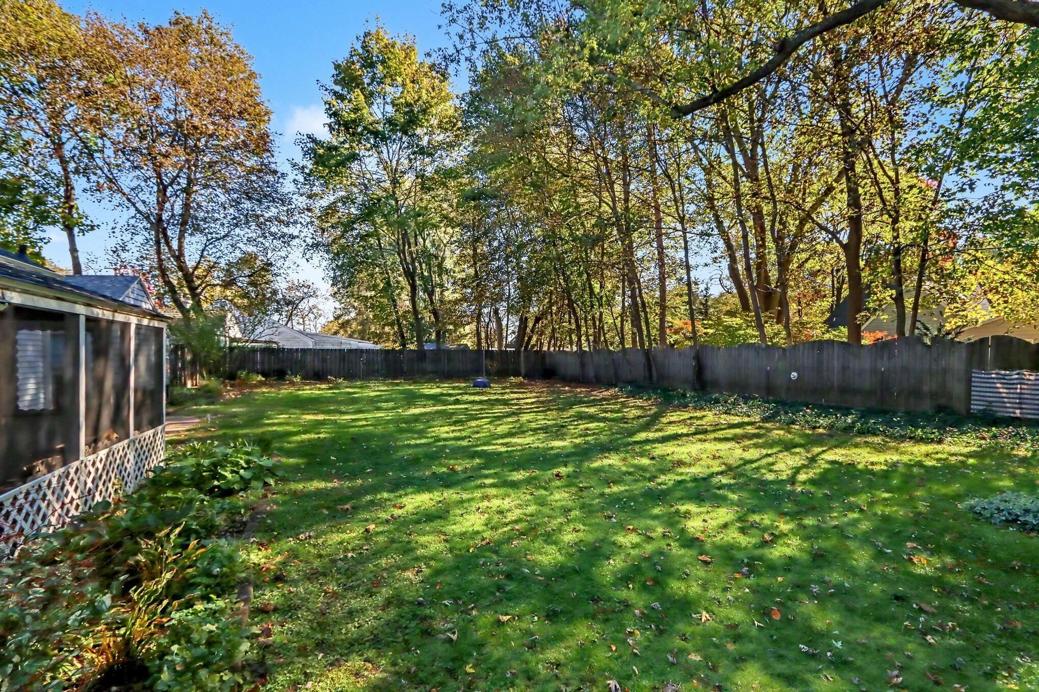 1019 Clover Street Kalamazoo MI 49008