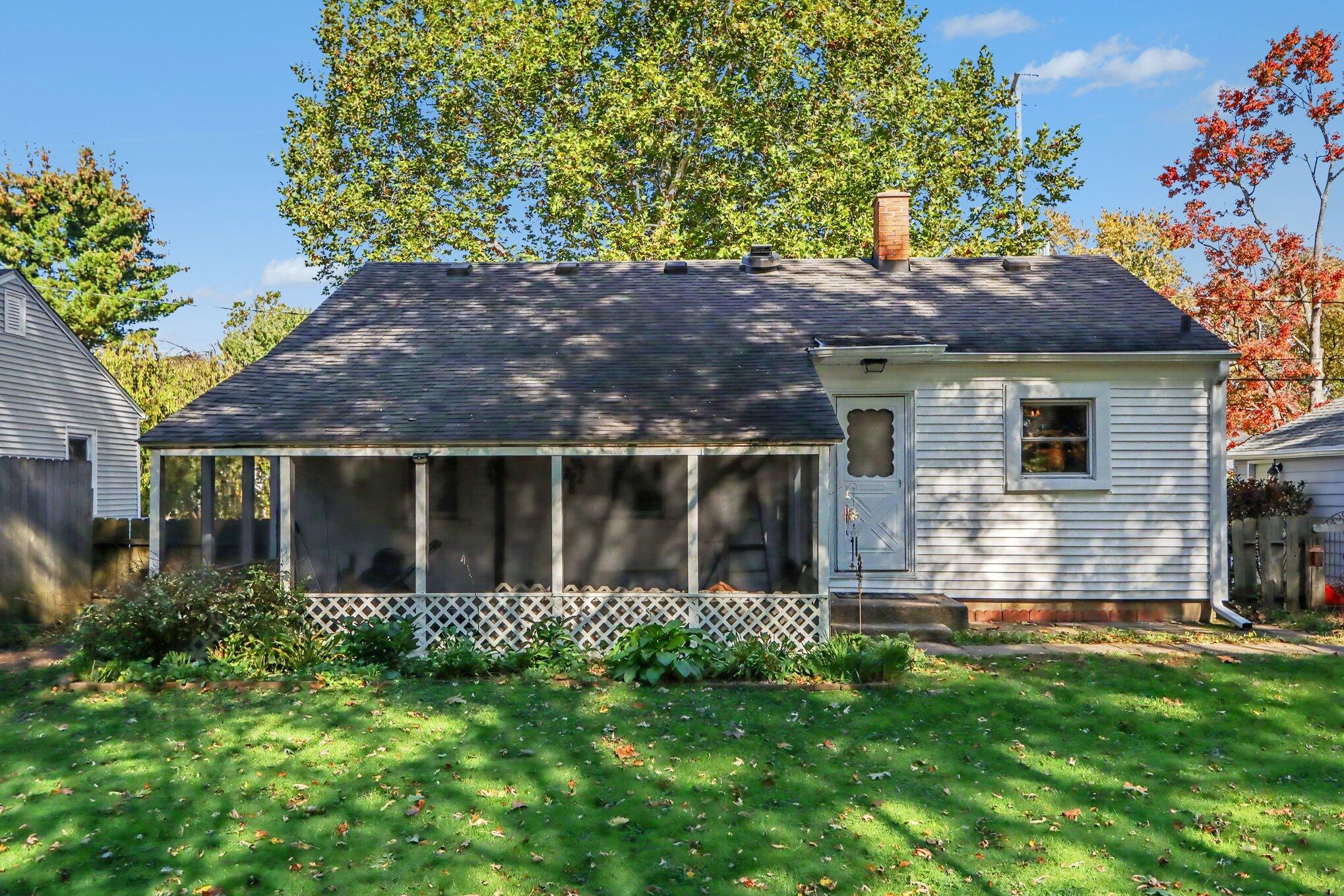 1019 Clover Street Kalamazoo MI 49008
