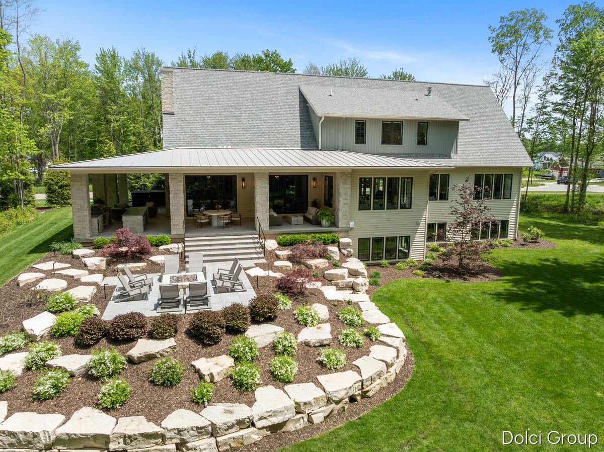 1445 Browning Drive NW Grand Rapids MI 49534