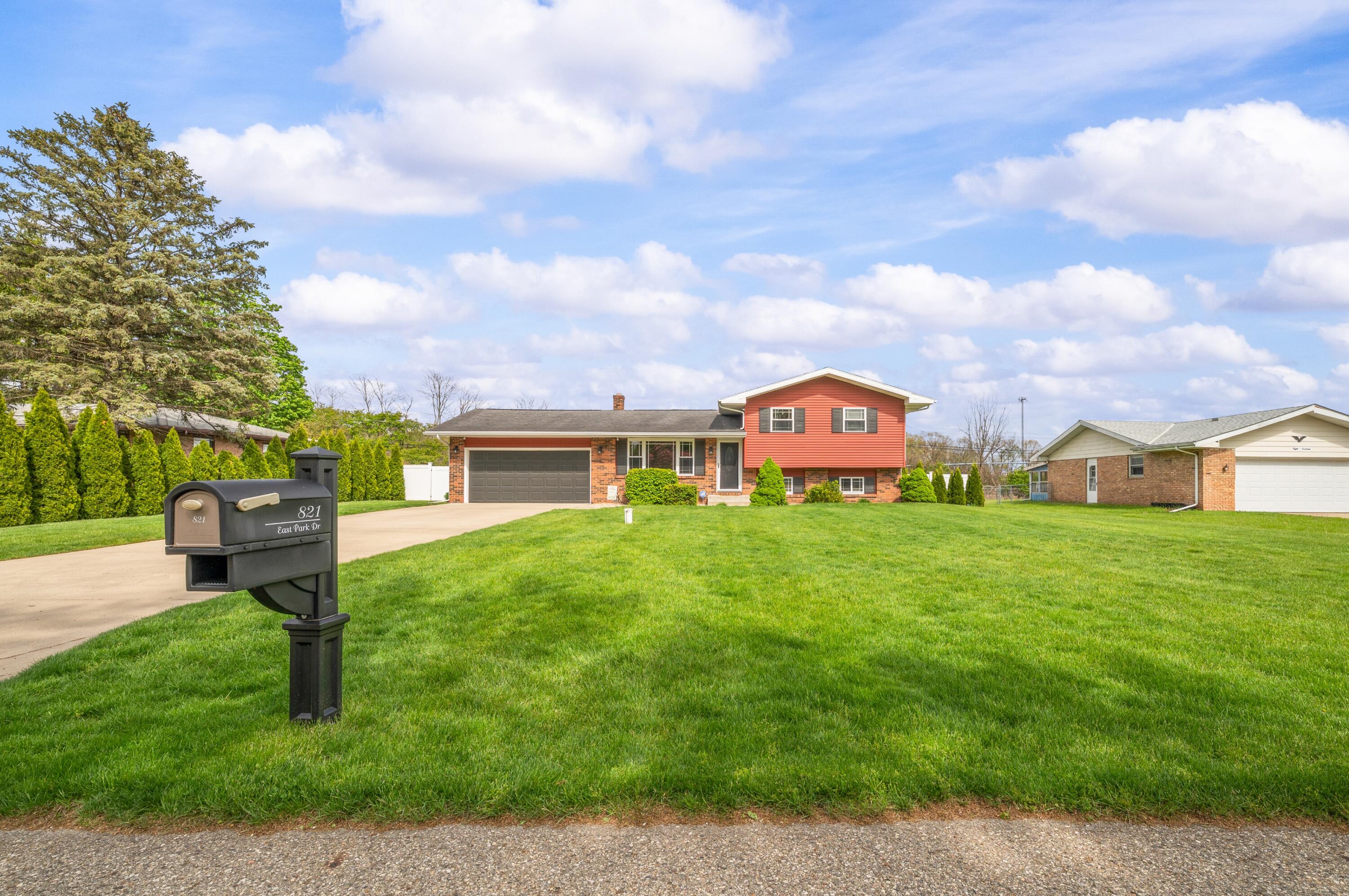 821 E Park Drive Niles MI 49120