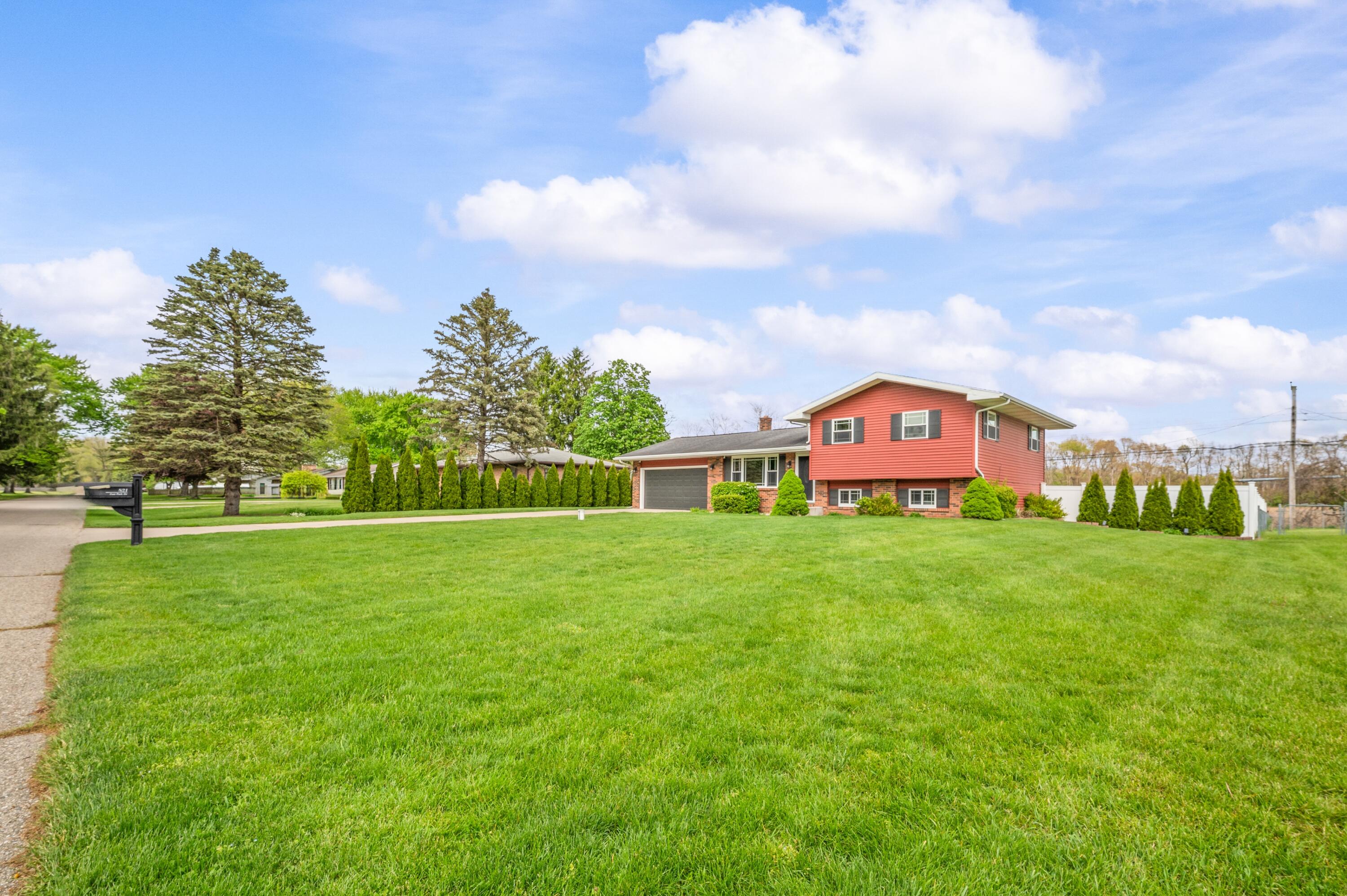 821 E Park Drive Niles MI 49120