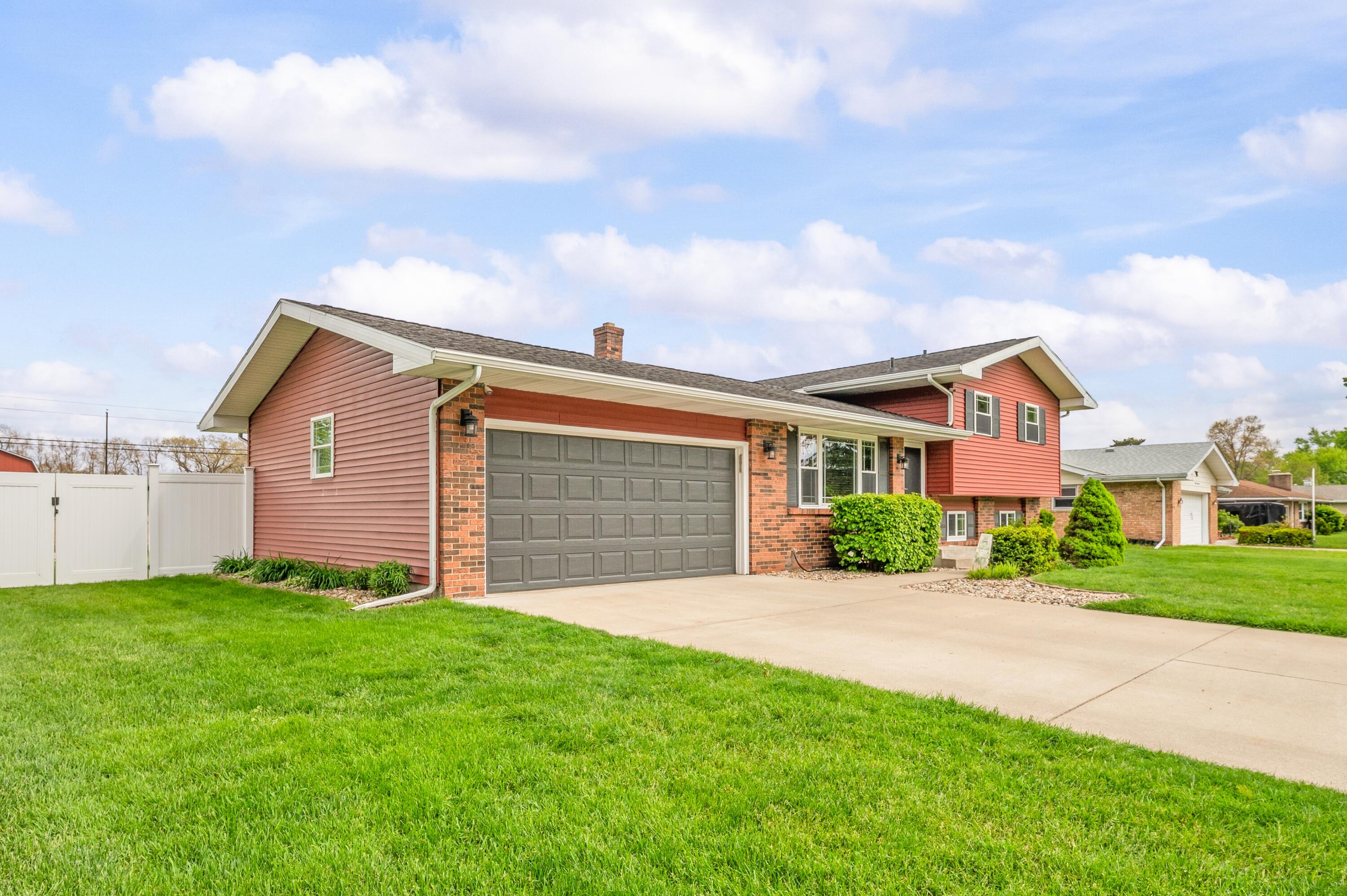 821 E Park Drive Niles MI 49120