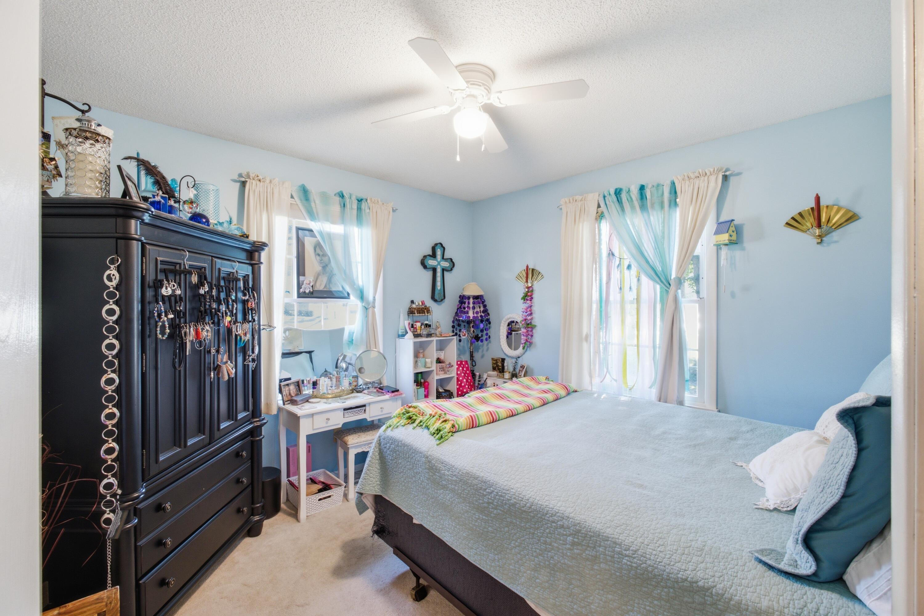 1658 Woodside Road Norton Shores MI 49441