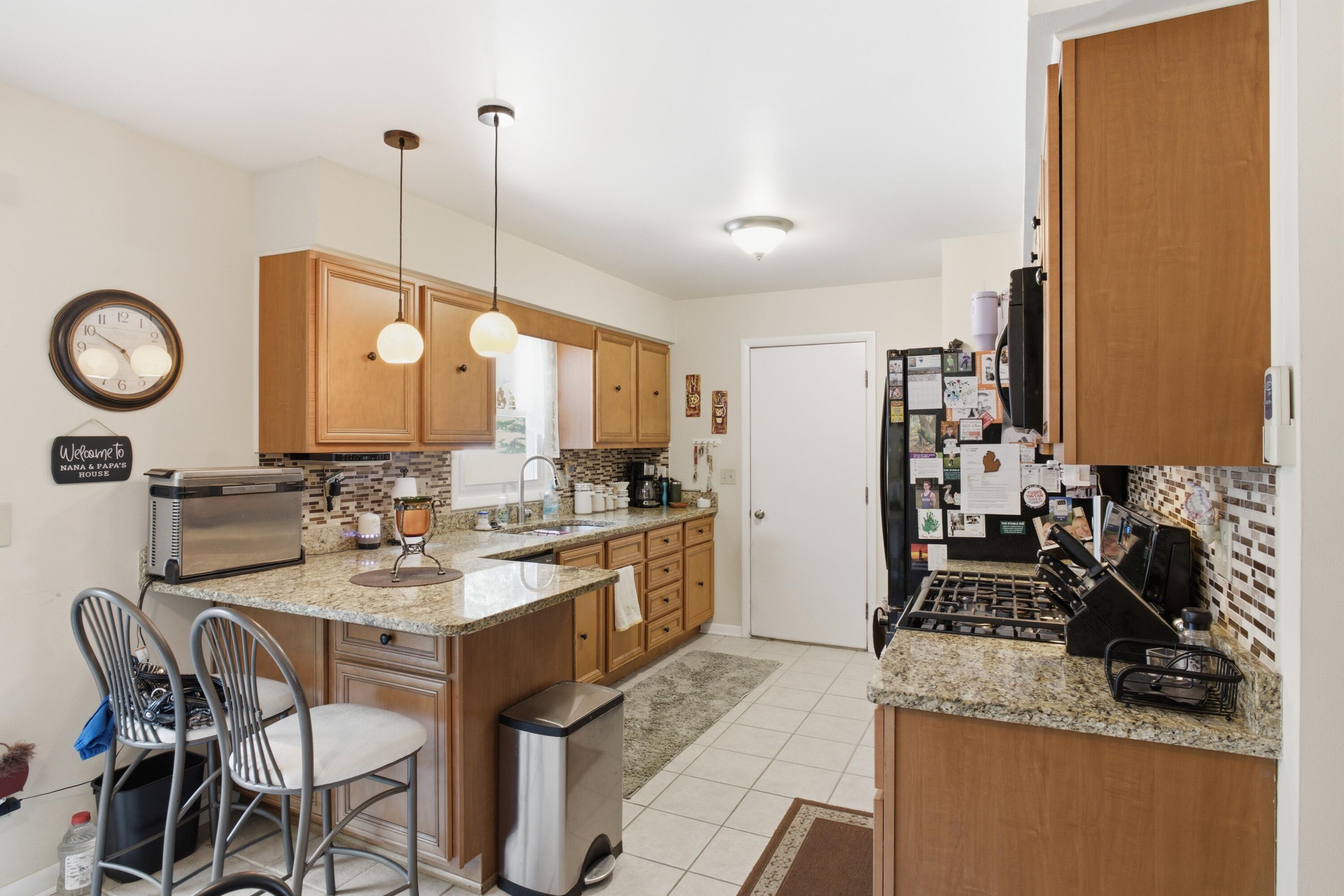 1658 Woodside Road Norton Shores MI 49441