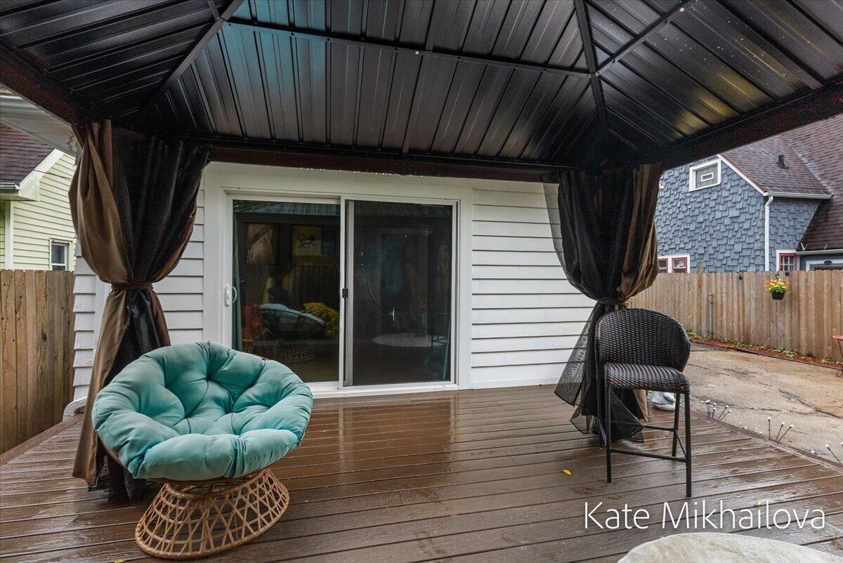 1825 Oakland Drive Kalamazoo MI 49008