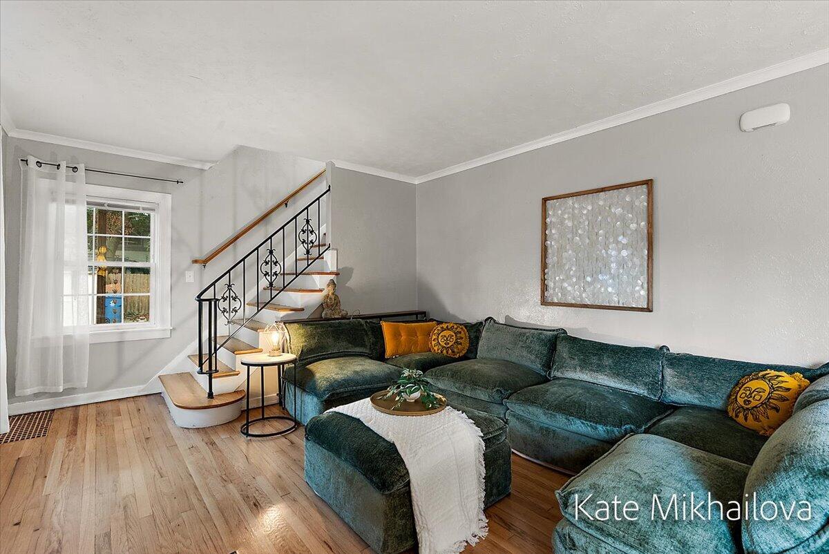 1825 Oakland Drive Kalamazoo MI 49008