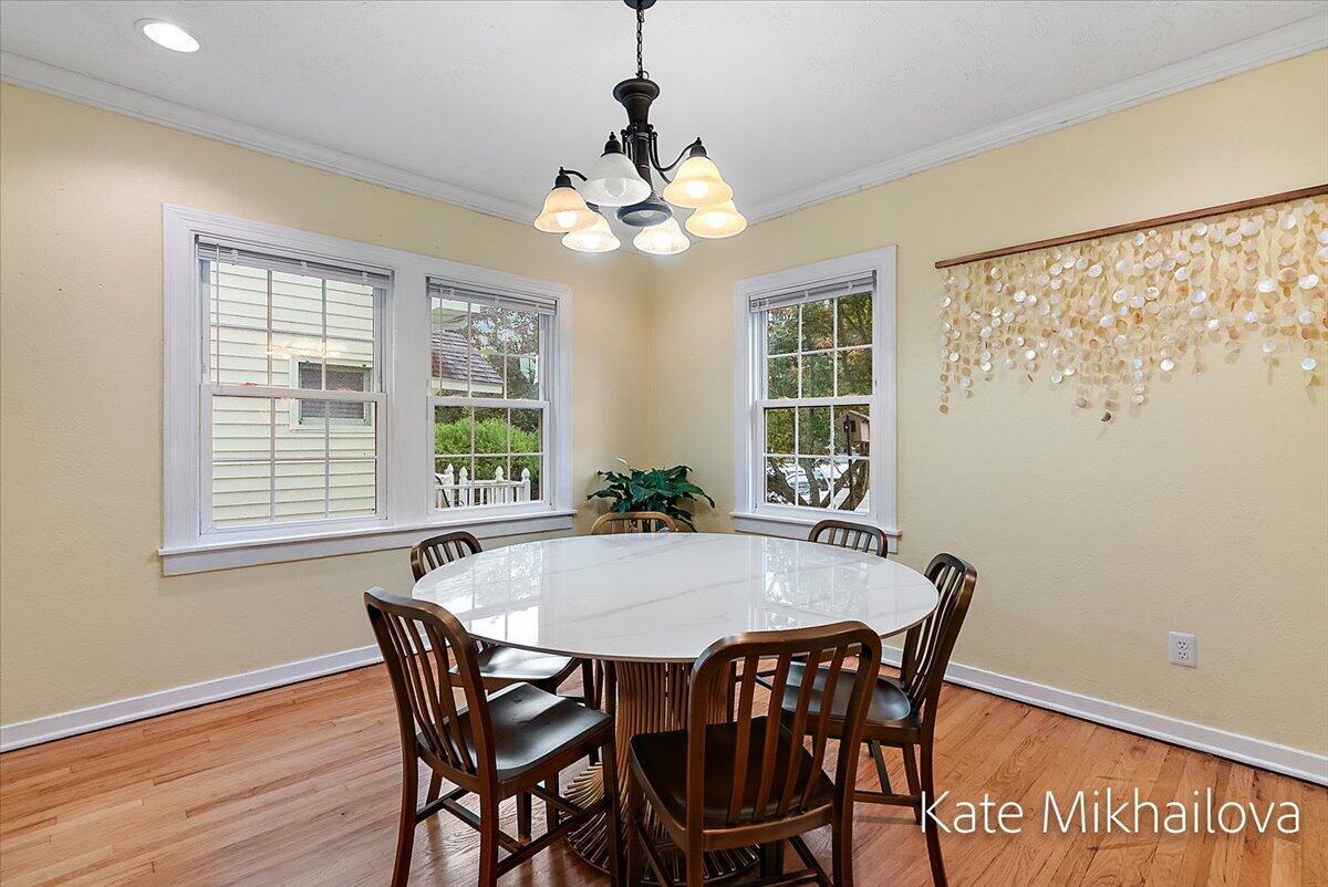 1825 Oakland Drive Kalamazoo MI 49008