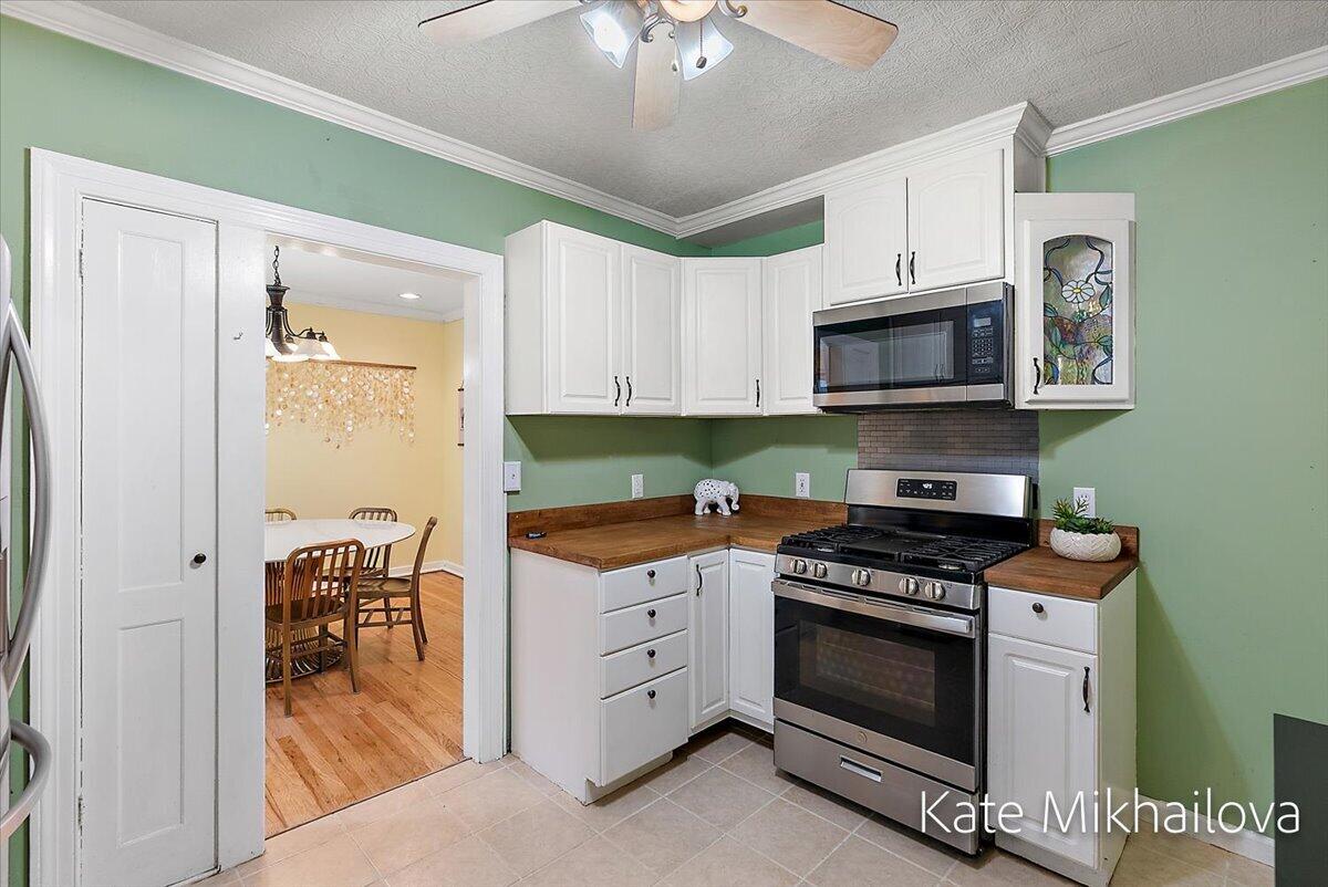 1825 Oakland Drive Kalamazoo MI 49008