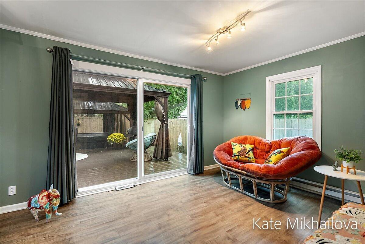 1825 Oakland Drive Kalamazoo MI 49008