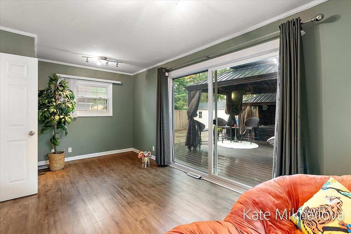 1825 Oakland Drive Kalamazoo MI 49008