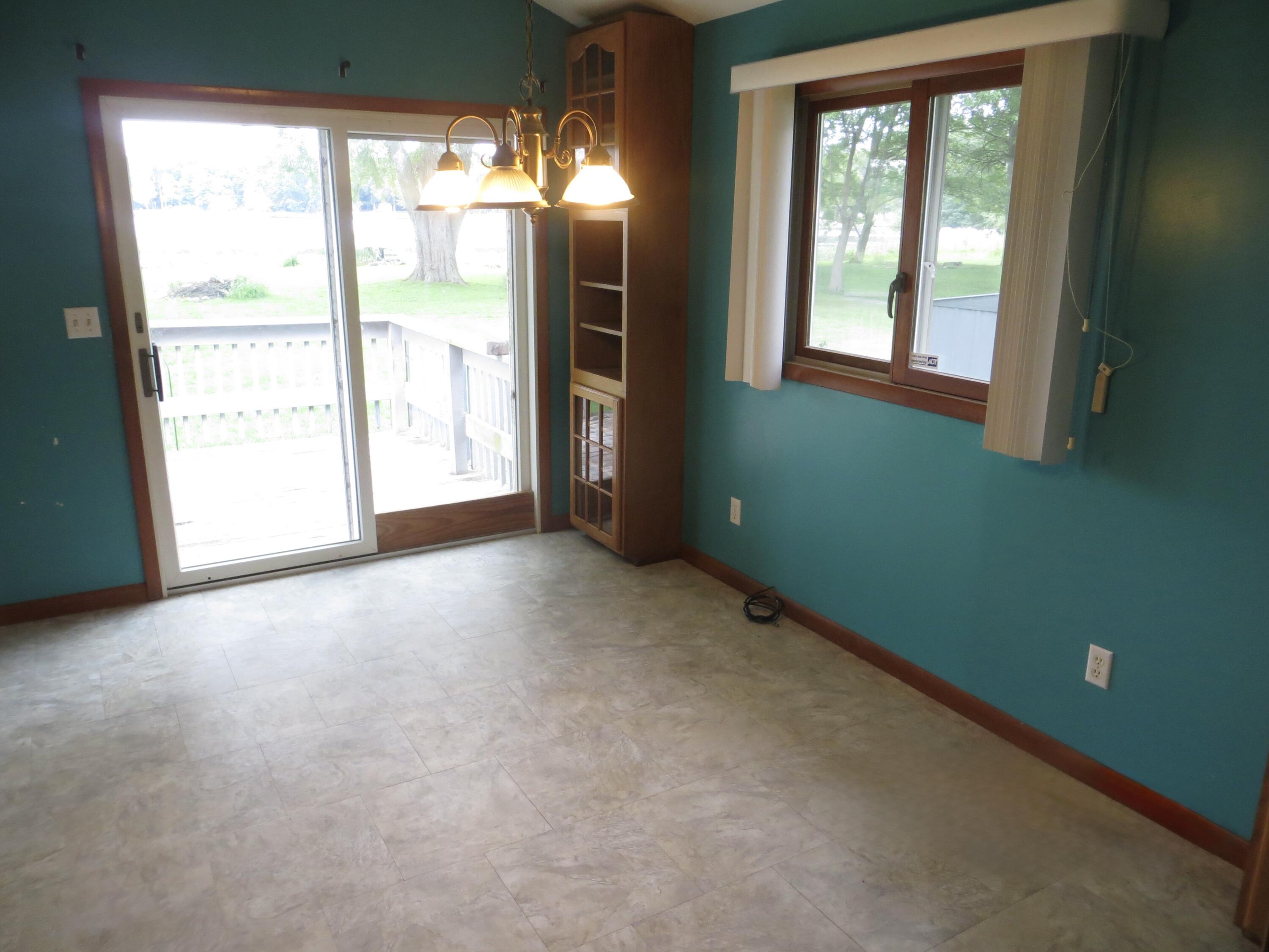 25012 Kenneth Avenue Edwardsburg MI 49112
