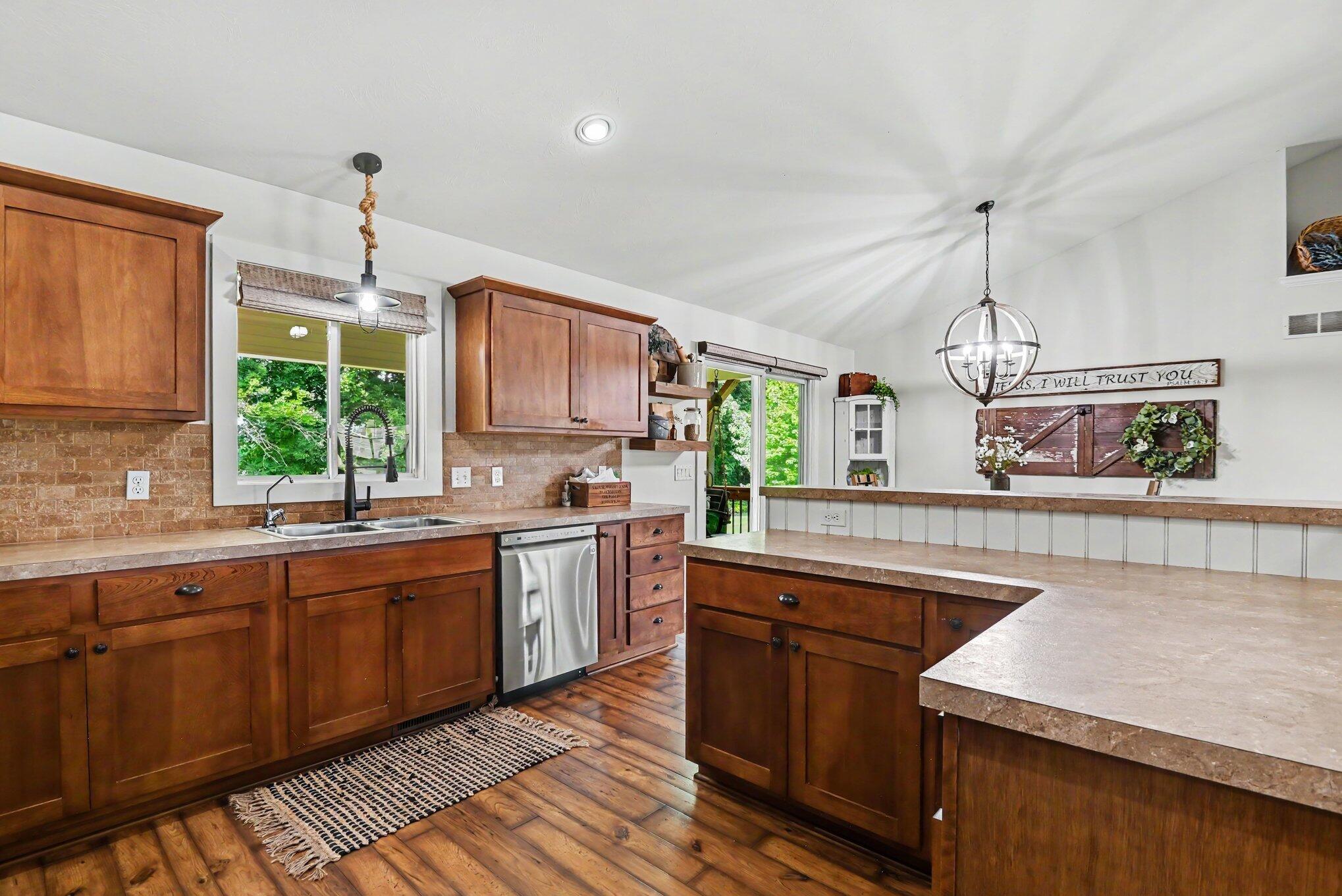 635 Midgrove Drive Zeeland MI 49464