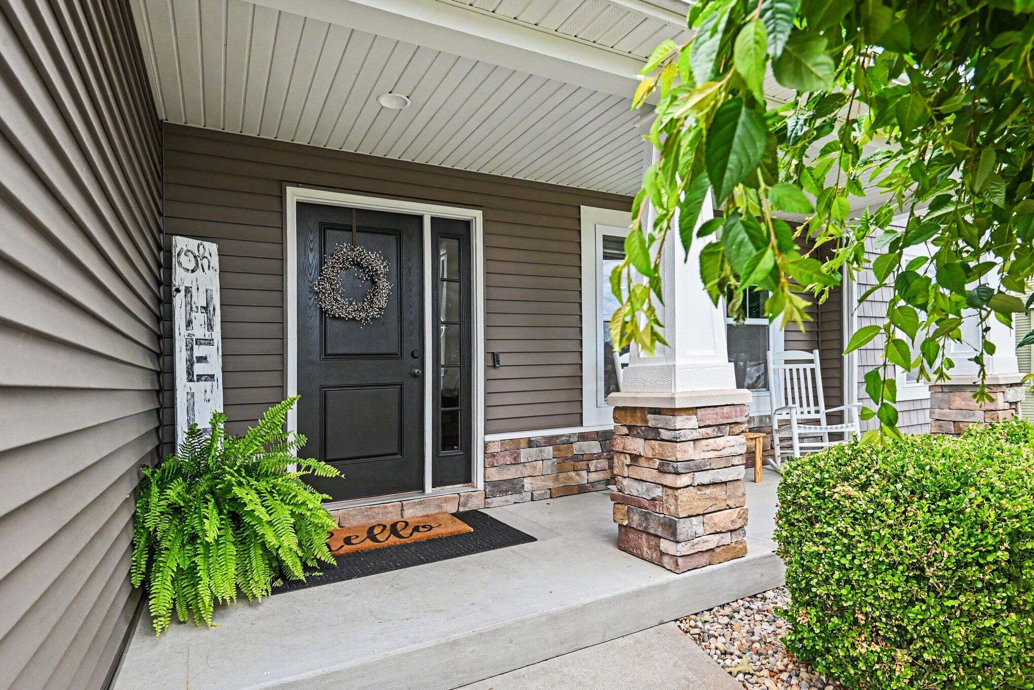 635 Midgrove Drive Zeeland MI 49464