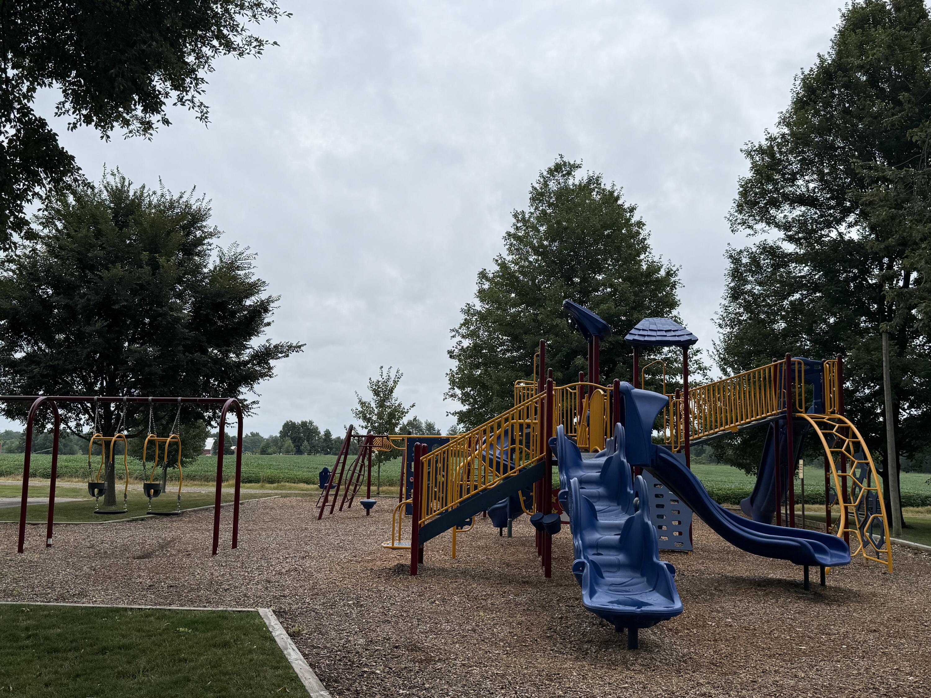 635 Midgrove Drive Zeeland MI 49464
