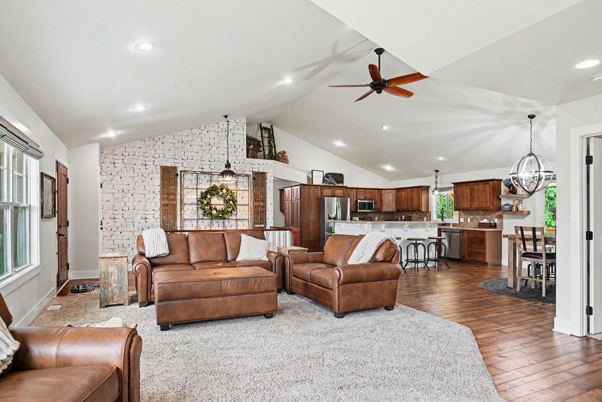 635 Midgrove Drive Zeeland MI 49464