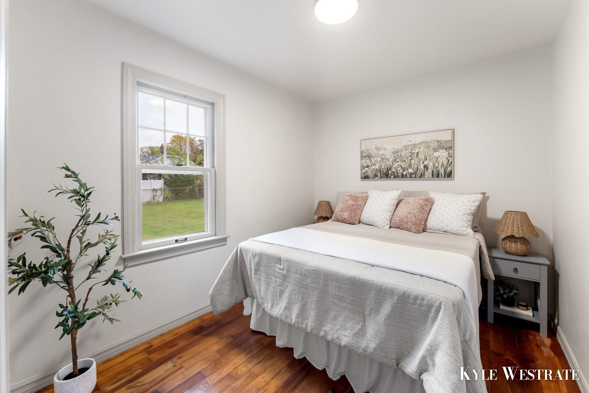 1260 Fay Avenue NW Grand Rapids MI 49504