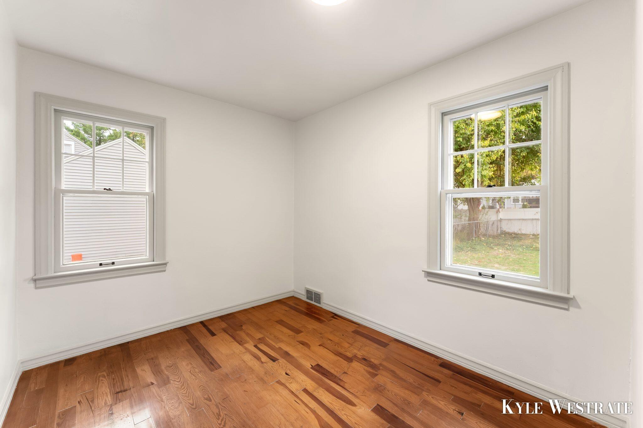 1260 Fay Avenue NW Grand Rapids MI 49504