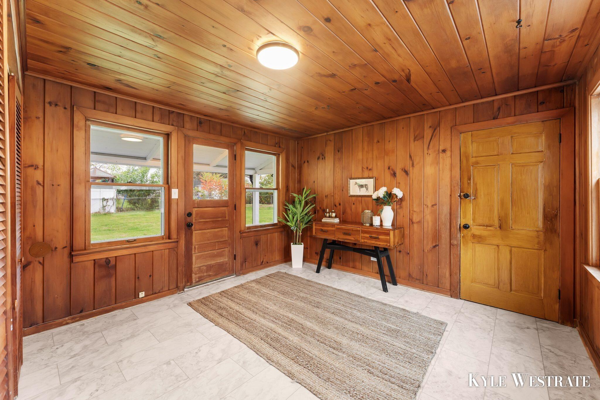 1260 Fay Avenue NW Grand Rapids MI 49504