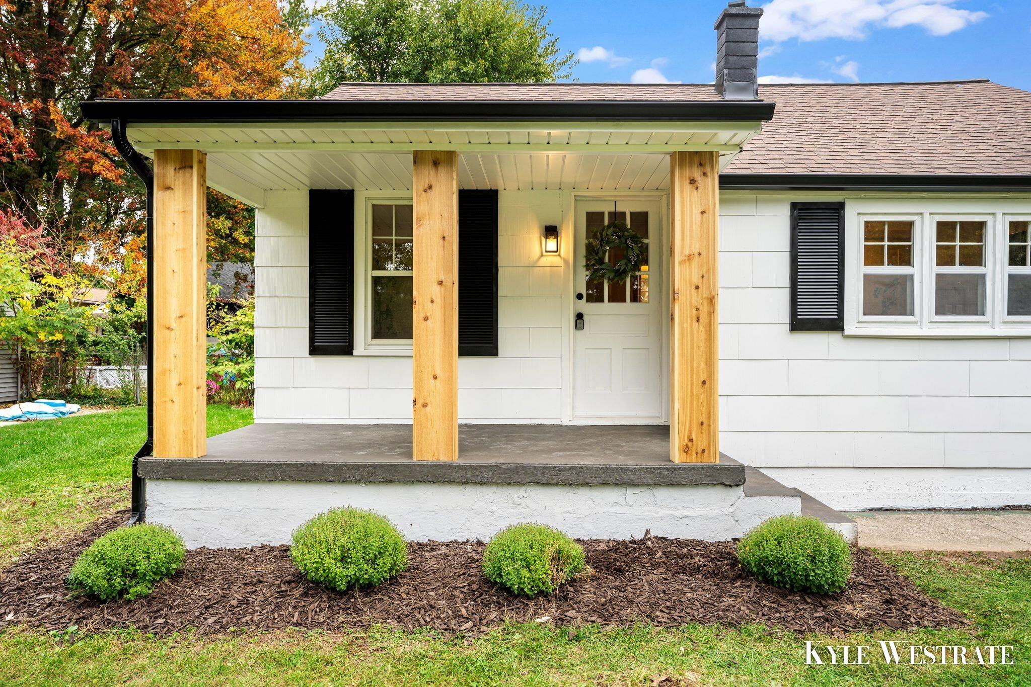 1260 Fay Avenue NW Grand Rapids MI 49504