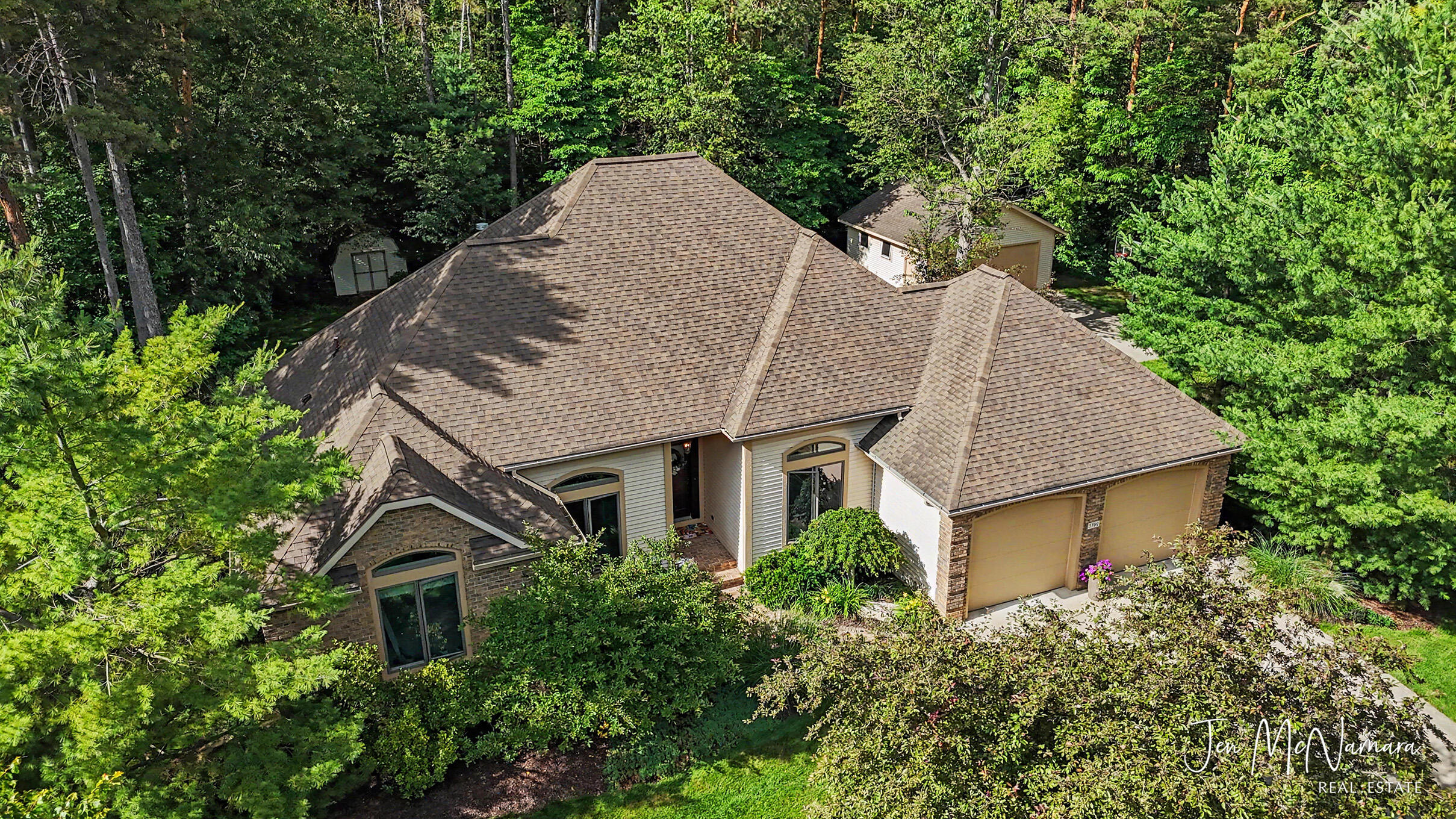 3701 Webber Pines Drive NE Grand Rapids MI 49525
