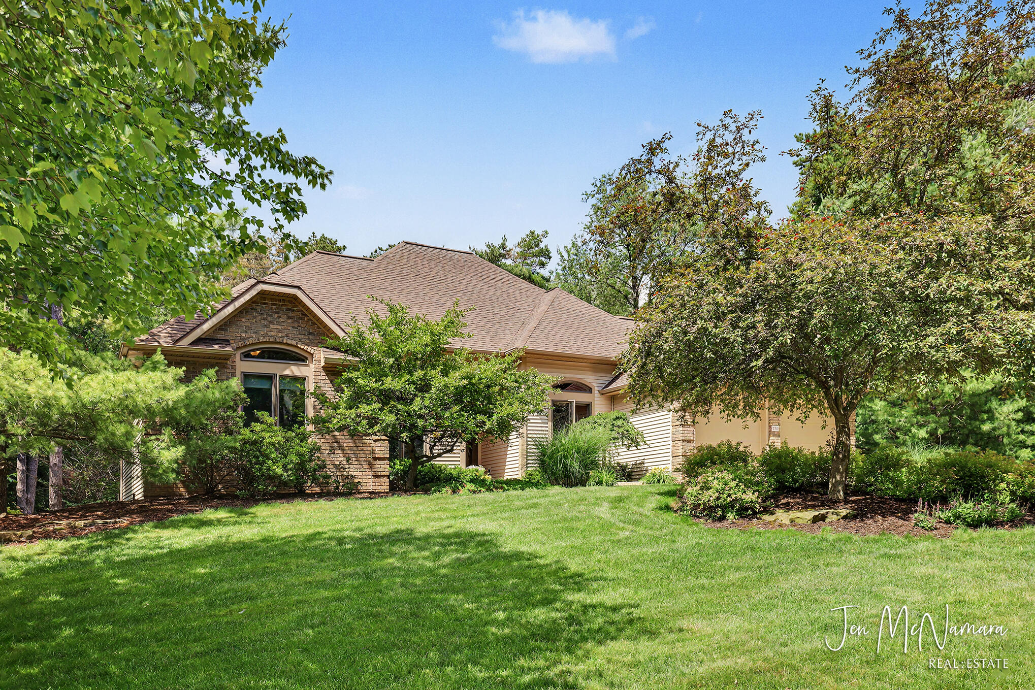 3701 Webber Pines Drive NE Grand Rapids MI 49525