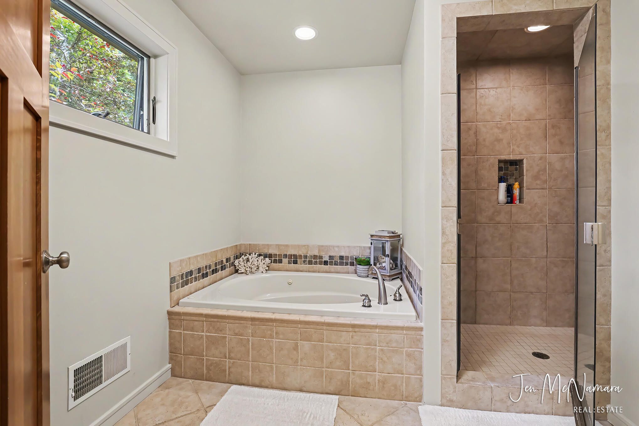 3701 Webber Pines Drive NE Grand Rapids MI 49525