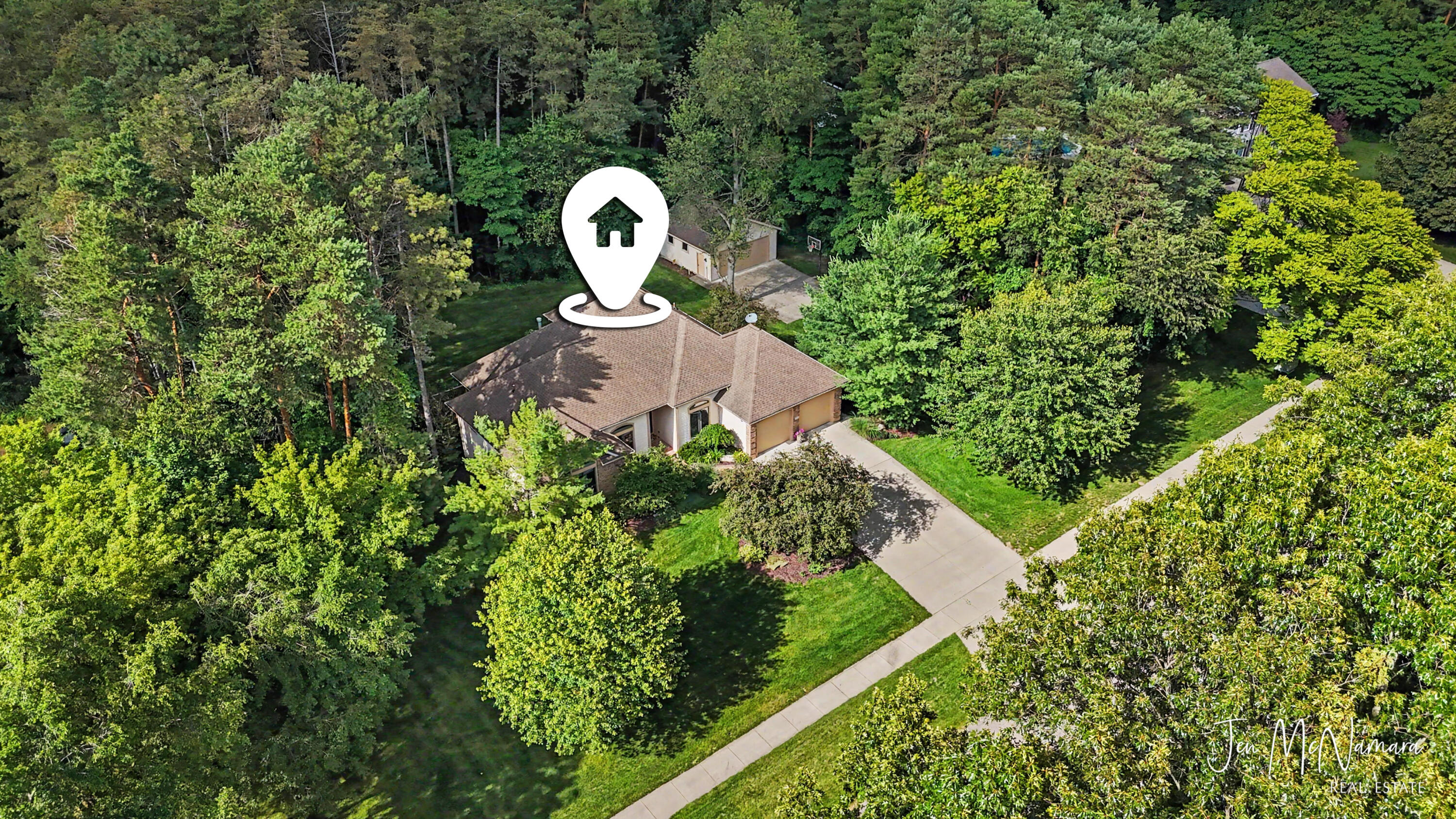 3701 Webber Pines Drive NE Grand Rapids MI 49525