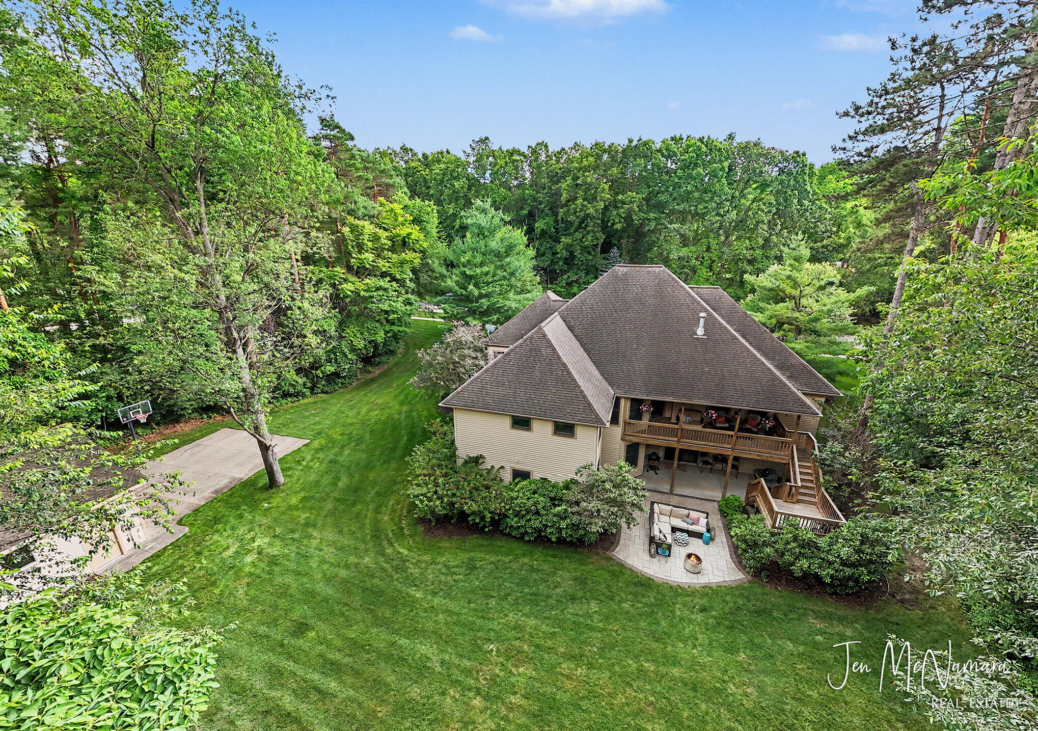 3701 Webber Pines Drive NE Grand Rapids MI 49525