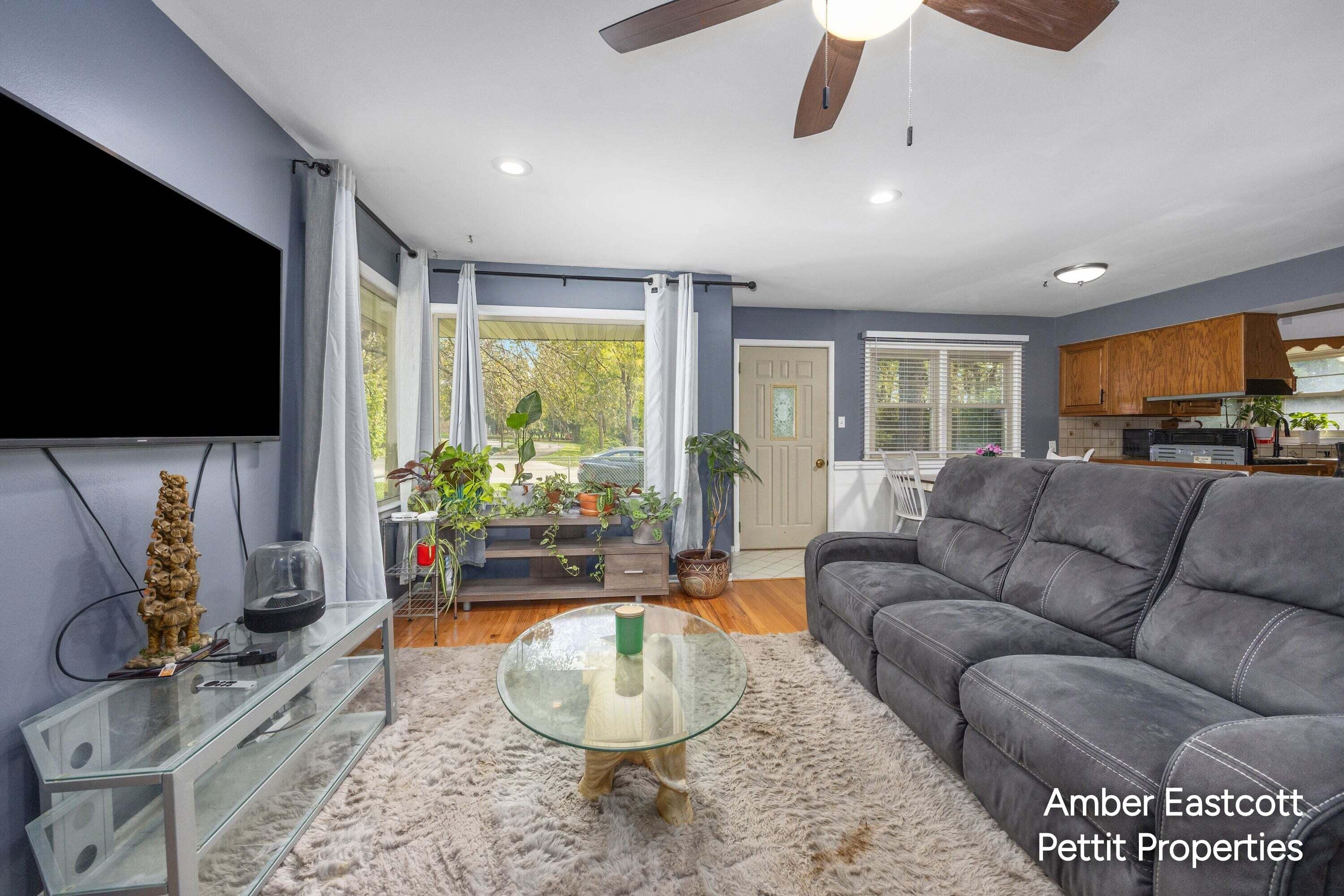 1305 Ball Avenue NE Grand Rapids MI 49505